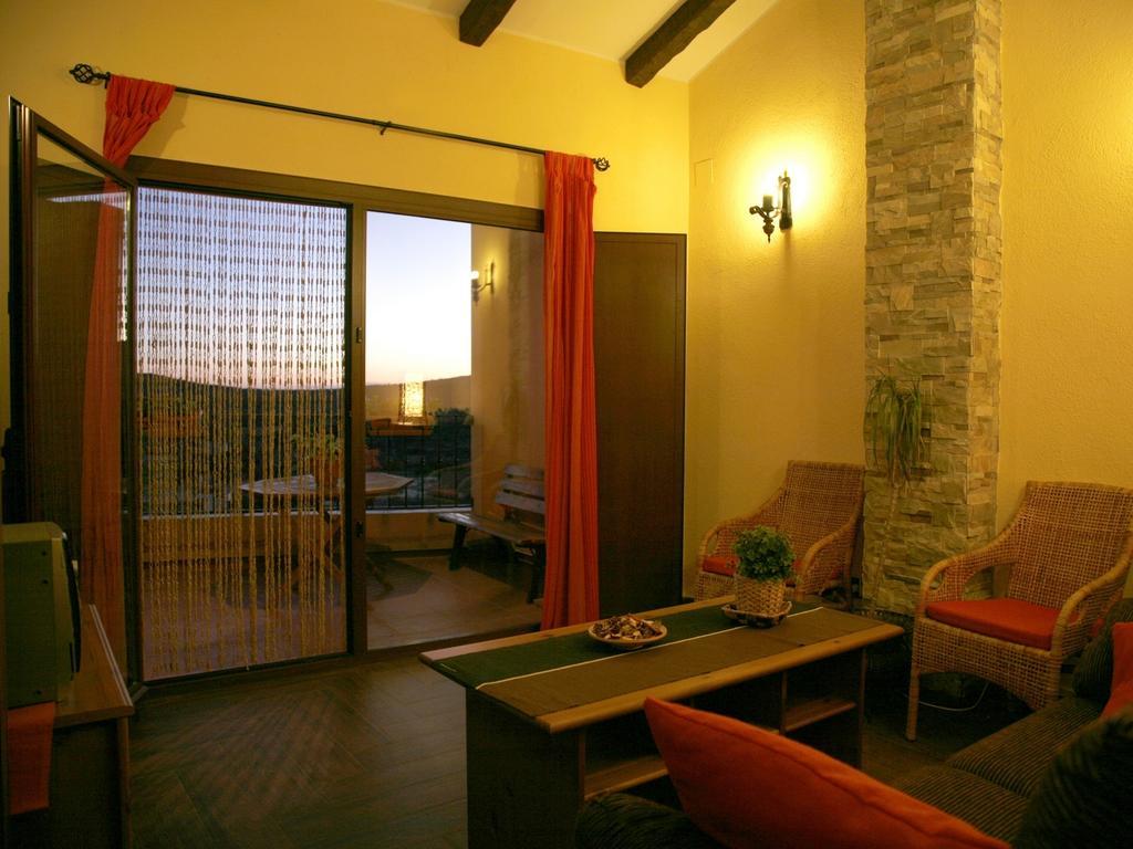 Casa Rural El Planet De Maella Casa Rural En Castellon Casa Rural Con Jacuzzi Casa Rural En Xert Casa Rural Cerca De Morella Chert Bilik gambar