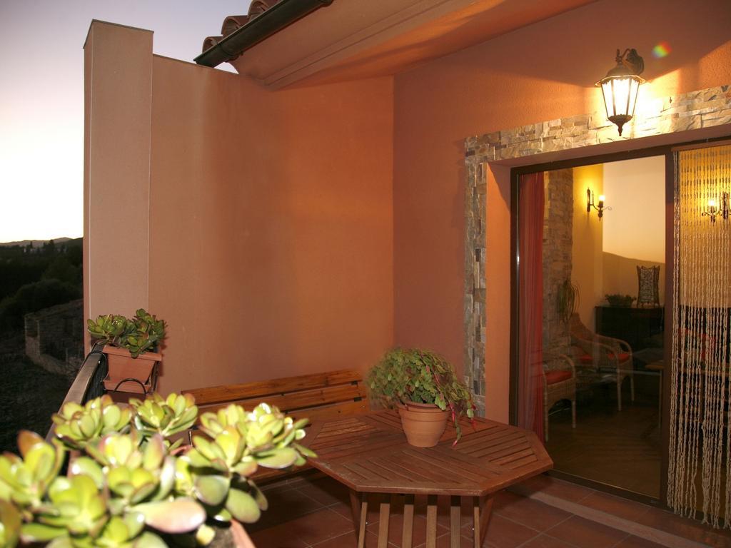 Casa Rural El Planet De Maella Casa Rural En Castellon Casa Rural Con Jacuzzi Casa Rural En Xert Casa Rural Cerca De Morella Chert Bilik gambar