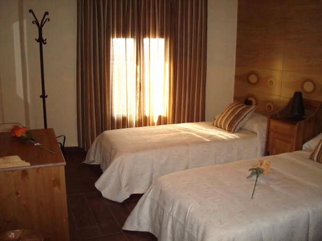Casa Rural El Planet De Maella Casa Rural En Castellon Casa Rural Con Jacuzzi Casa Rural En Xert Casa Rural Cerca De Morella Chert Bilik gambar